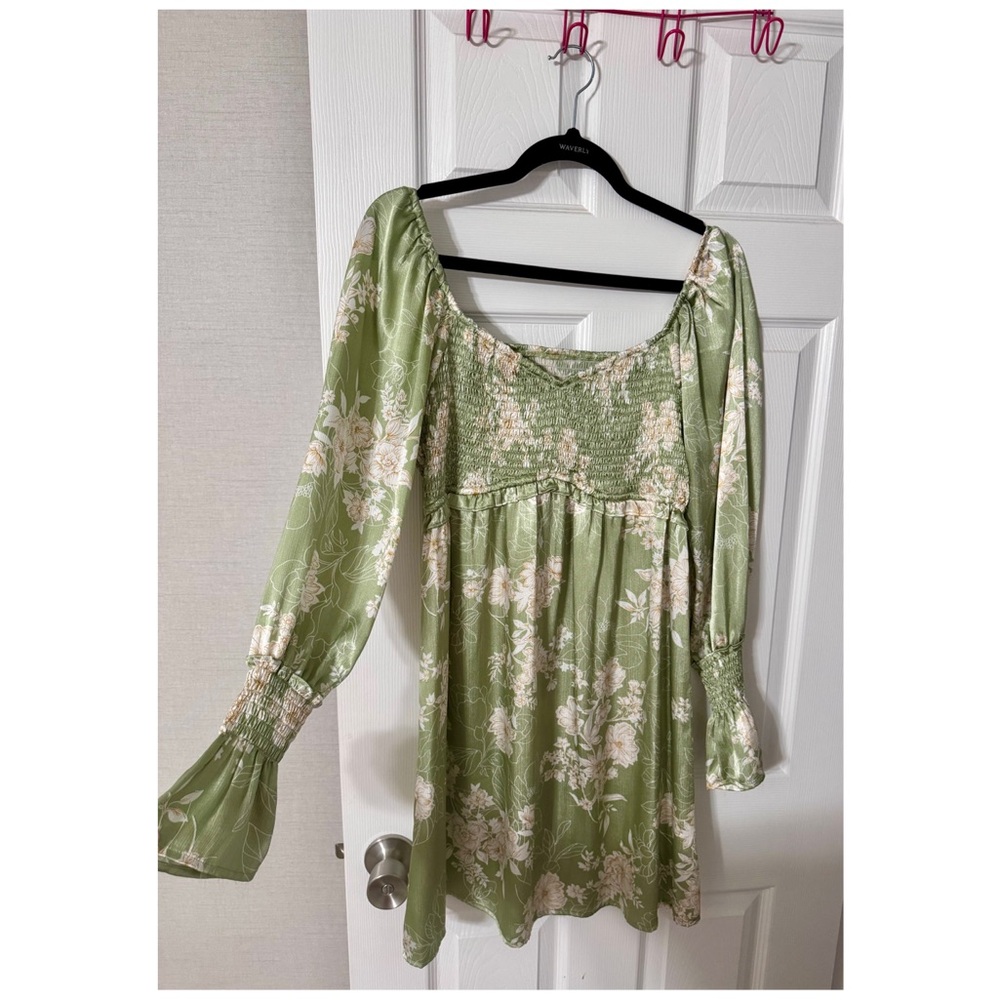 Green Floral Long Sleeve Dress